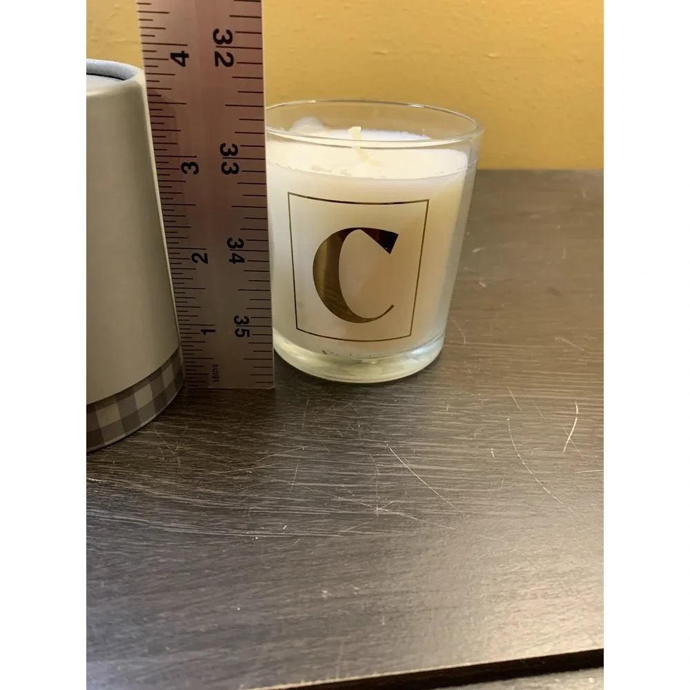 Modern Expressions Monogram Letter C Soy Scented Fresh Candle Gray‎ Gingham